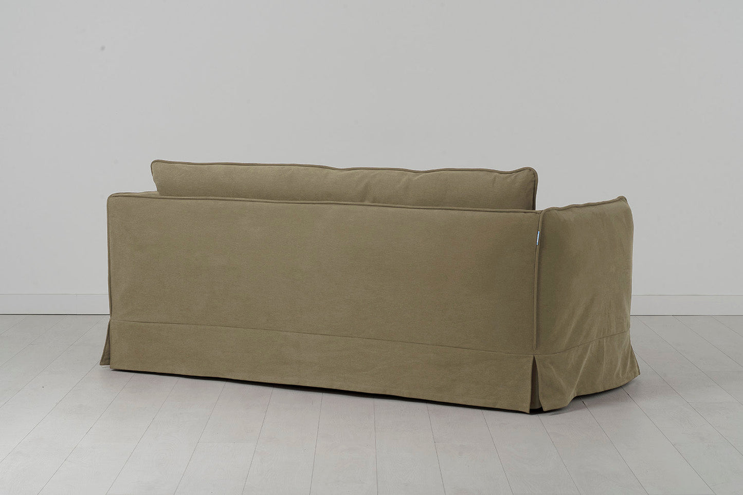 Model 18 Dreisitzer-Sofa