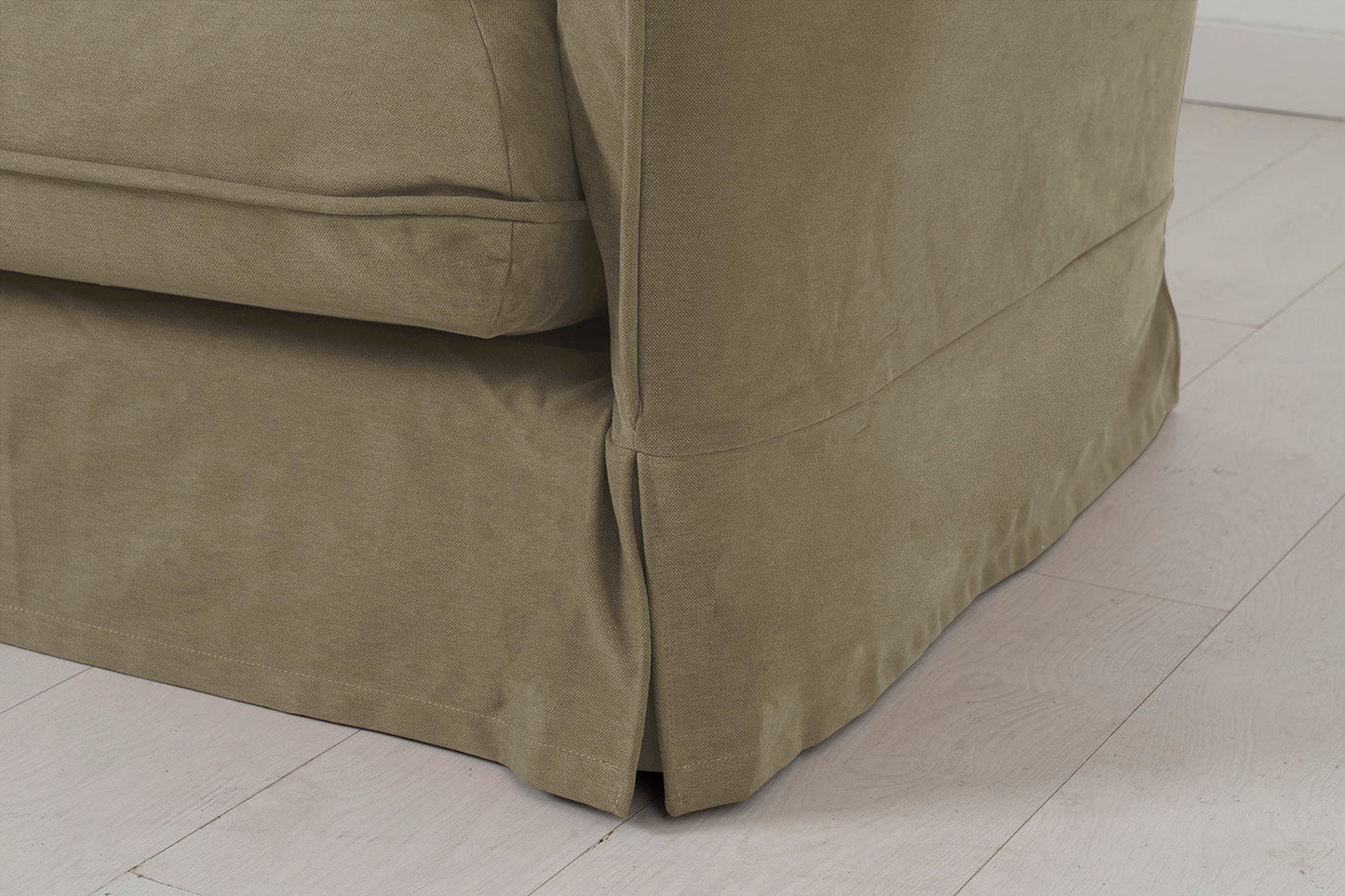 Model 18 Dreisitzer-Sofa
