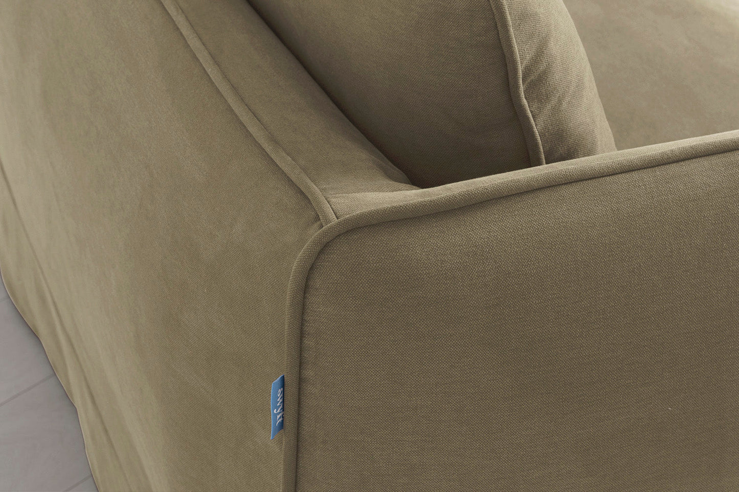 Model 18 Dreisitzer-Sofa