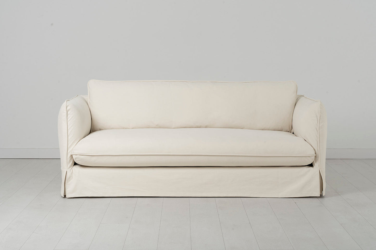 Model 18 Dreisitzer-Sofa