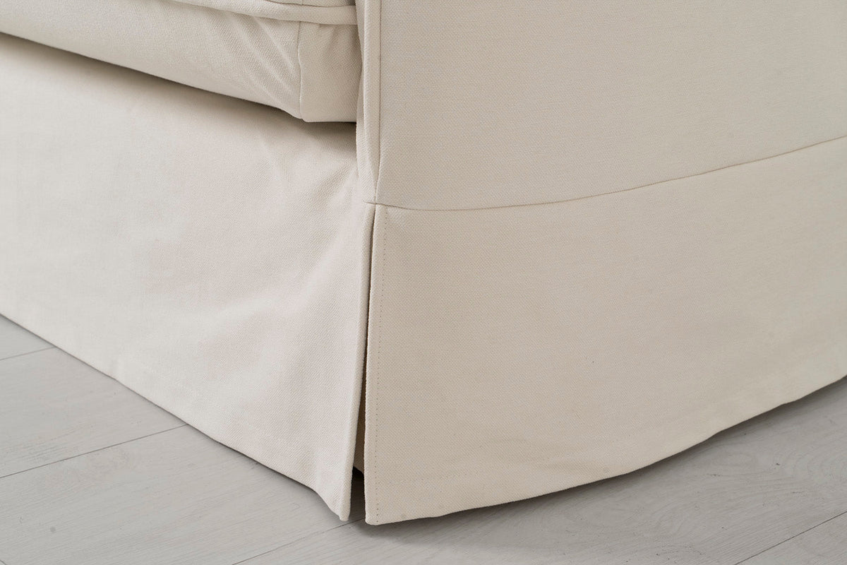Model 18 Dreisitzer-Sofa