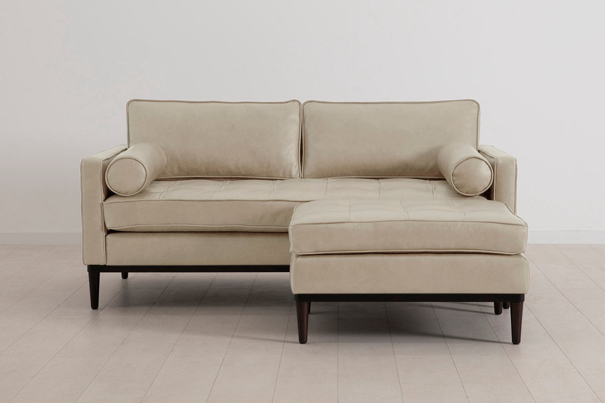 Model 02 Zweisitzer Sofa mit Hocker, Oyster