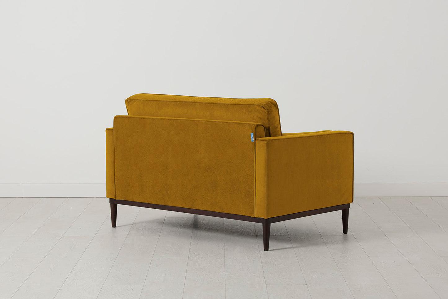 Model 02 Loveseat, Senfgelb