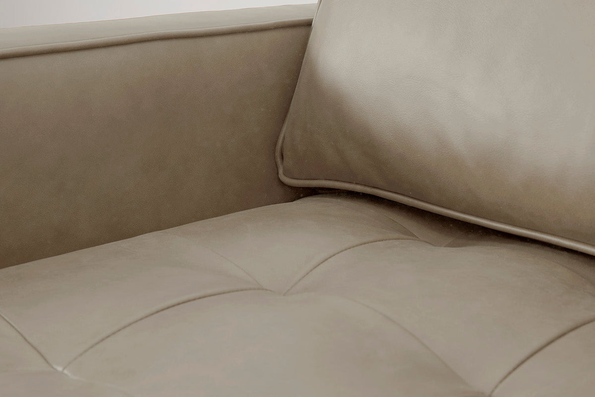 Chaiselongue Model 02, Oyster