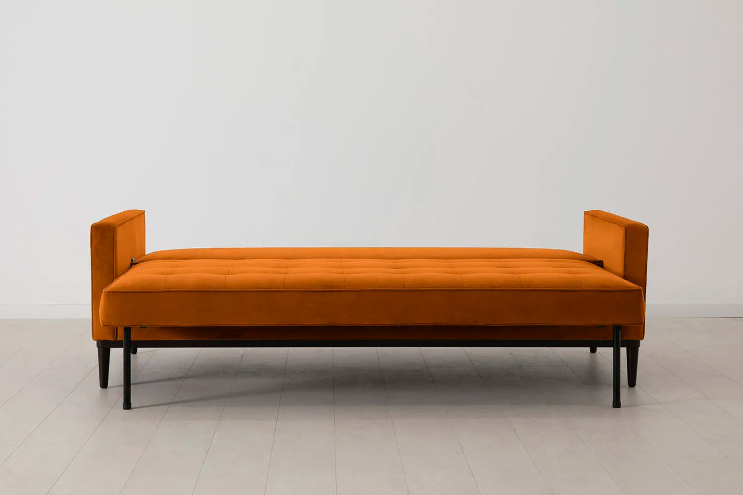 Model 02 Dreisitzer-Schlafsofa , Bronze