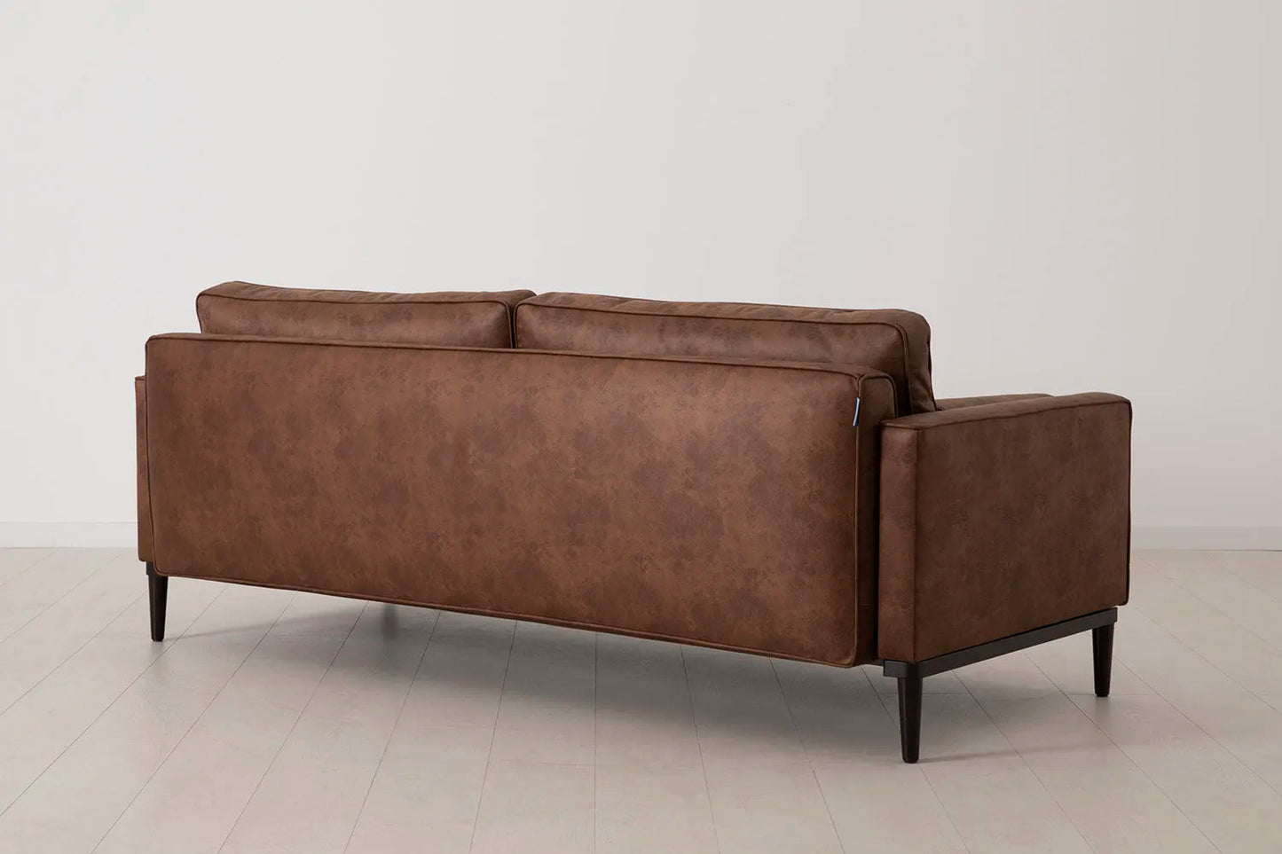 Model 02 Dreisitzer-Schlafsofa , Kastanienbraun
