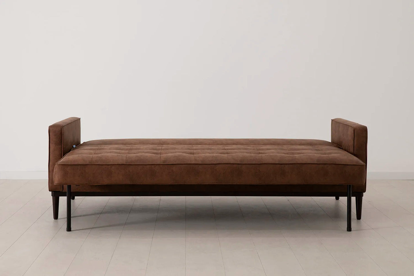 Model 02 Dreisitzer-Schlafsofa , Kastanienbraun