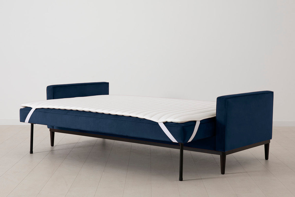 Model 02 Dreisitzer-Schlafsofa , Indigoblau
