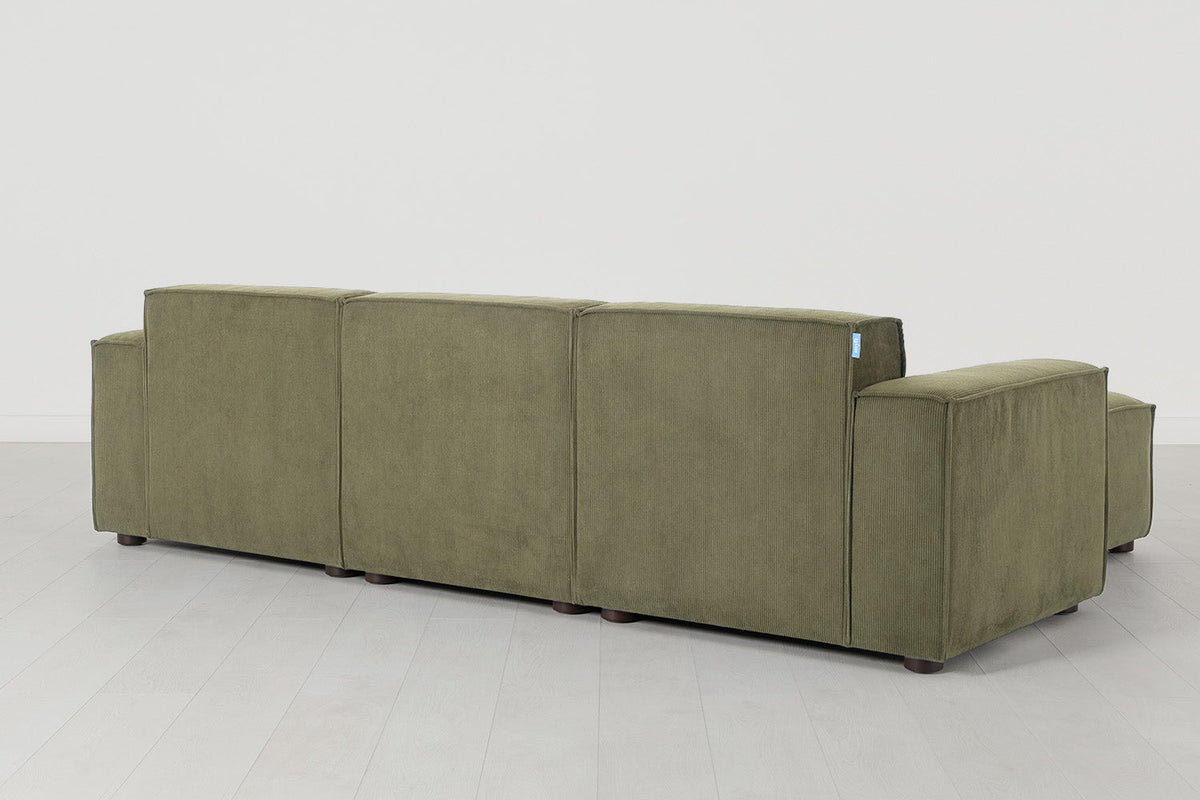 Dreisitzer-Sofa Model 03 mit Chaiselongue rechts, Fenchelgrün