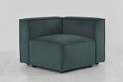 Eckmodul Model 03, Petrol