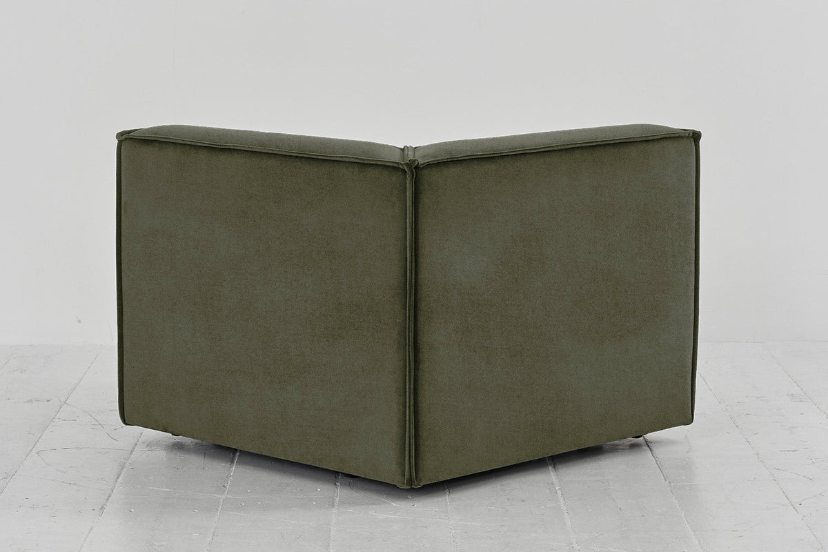 Eckmodul Model 03, Kiefergrün