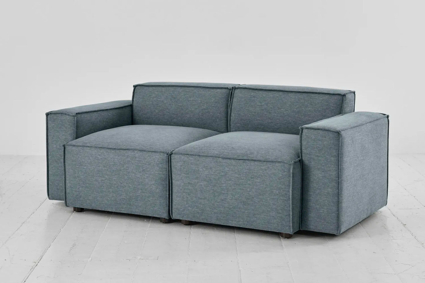 Zweisitzer-Sofa Model 03