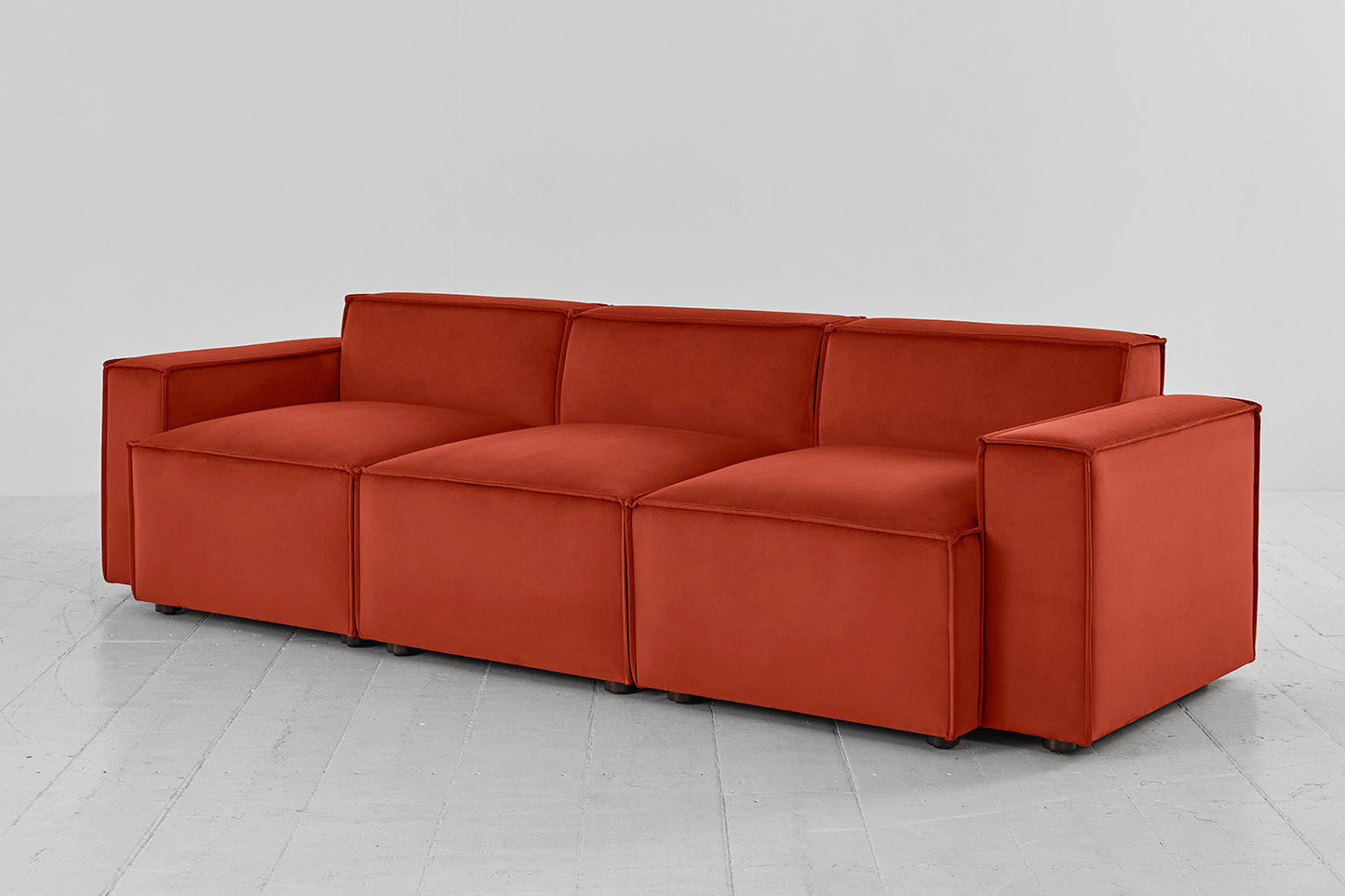 Dreisitzer-Sofa Model 03, Paprikarot