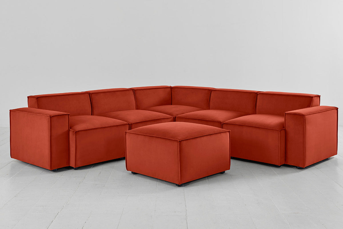 Ecksofa Model 03 mit Polsterhocker, Paprikarot