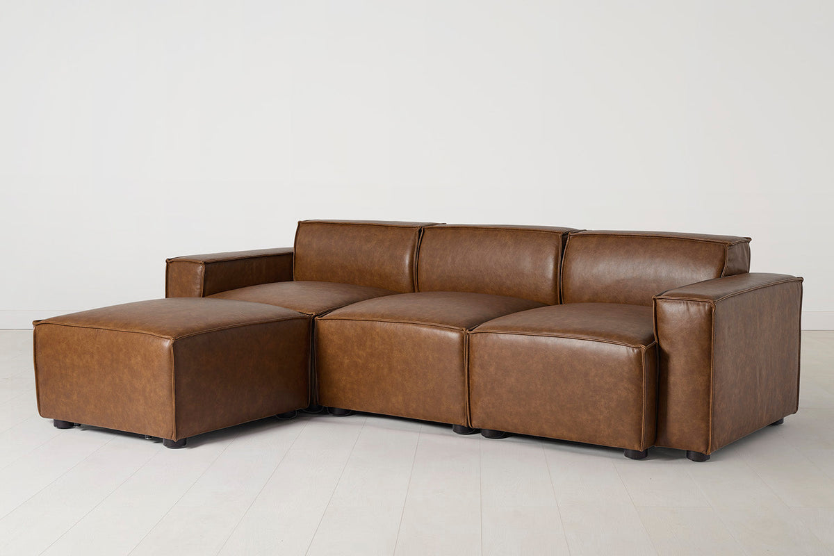 Dreisitzer-Sofa Model 03 mit Chaiselongue links, Ahornbraun