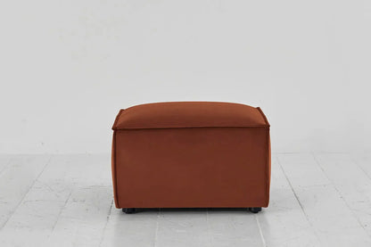 Model 03 Ottoman, Umber
