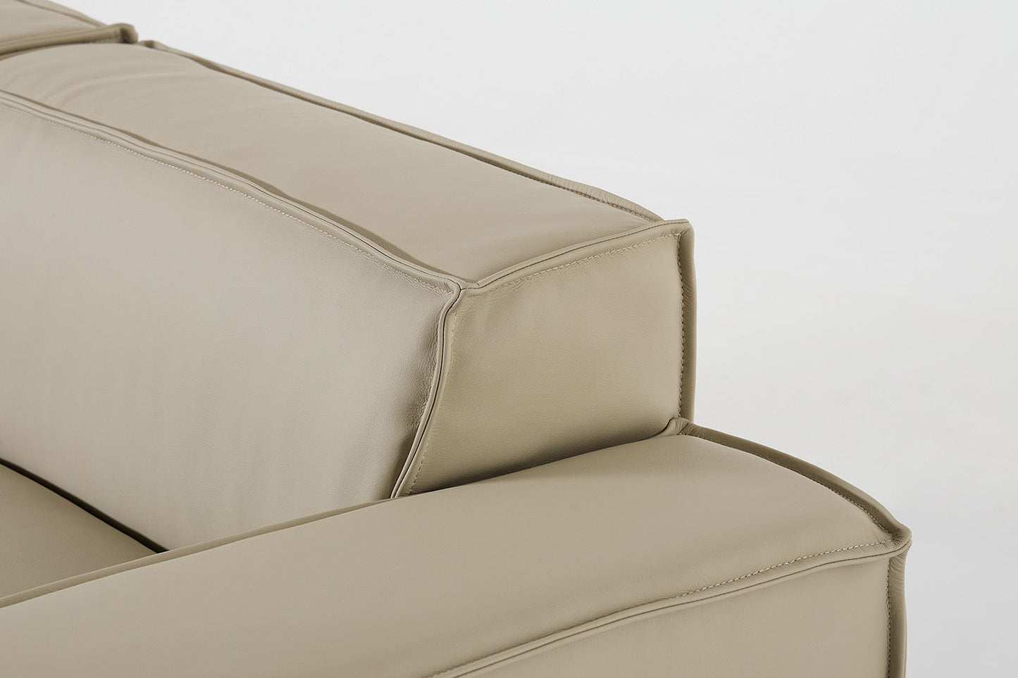 Zweisitzer-Sofa Model 03, Oyster