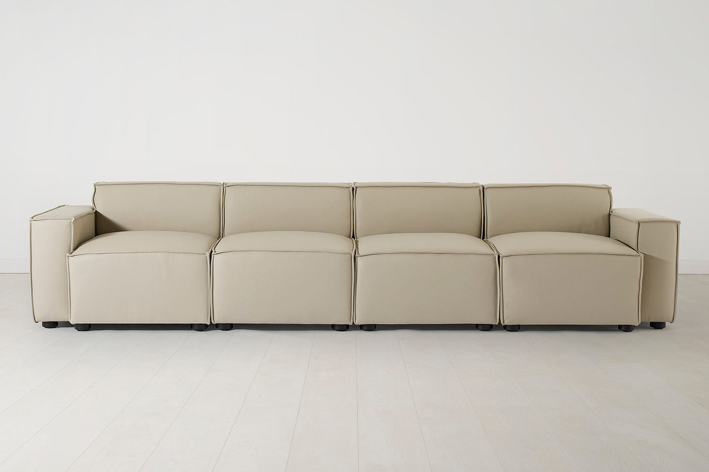 Viersitzer-Sofa Model 03
