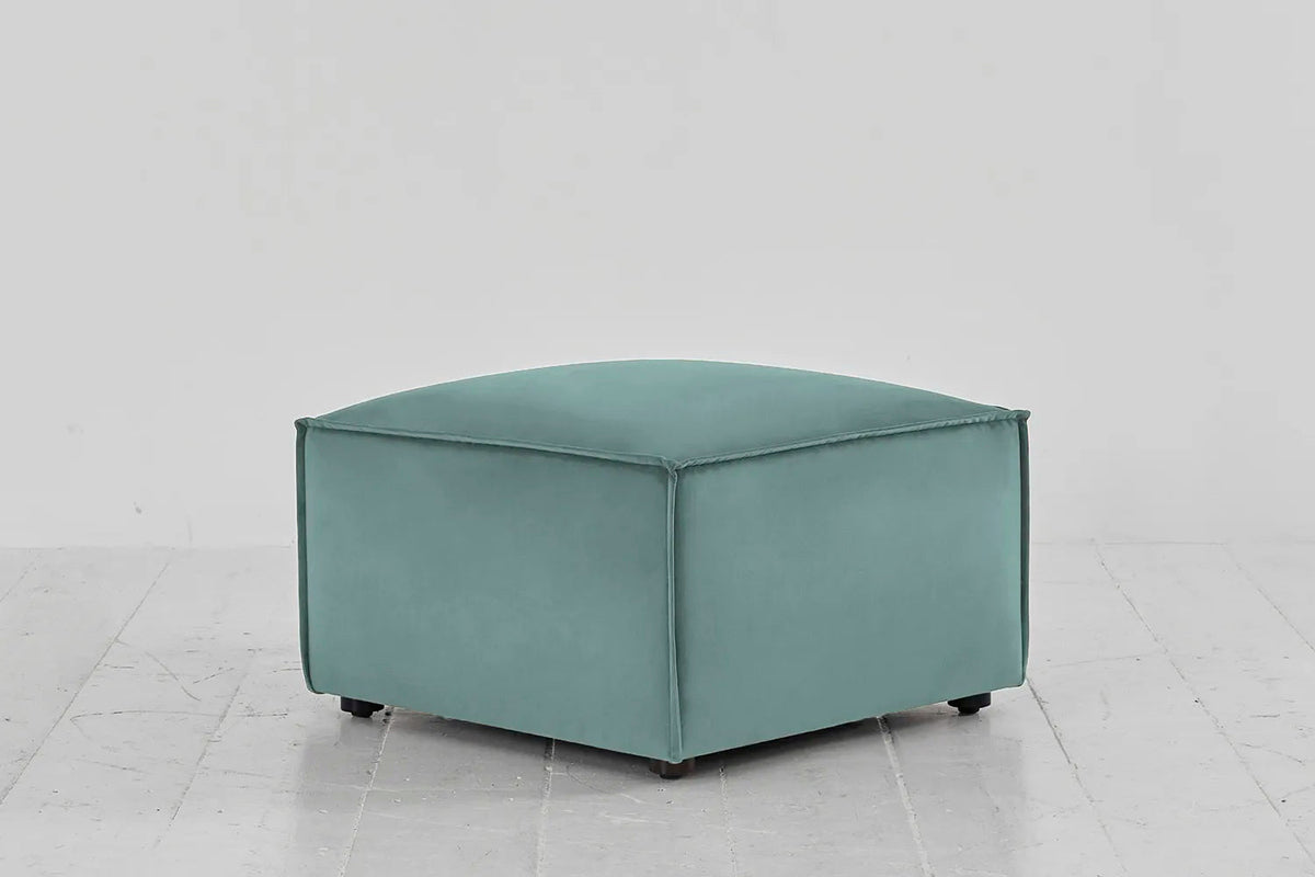 Polsterhocker Model 03, Bergblau