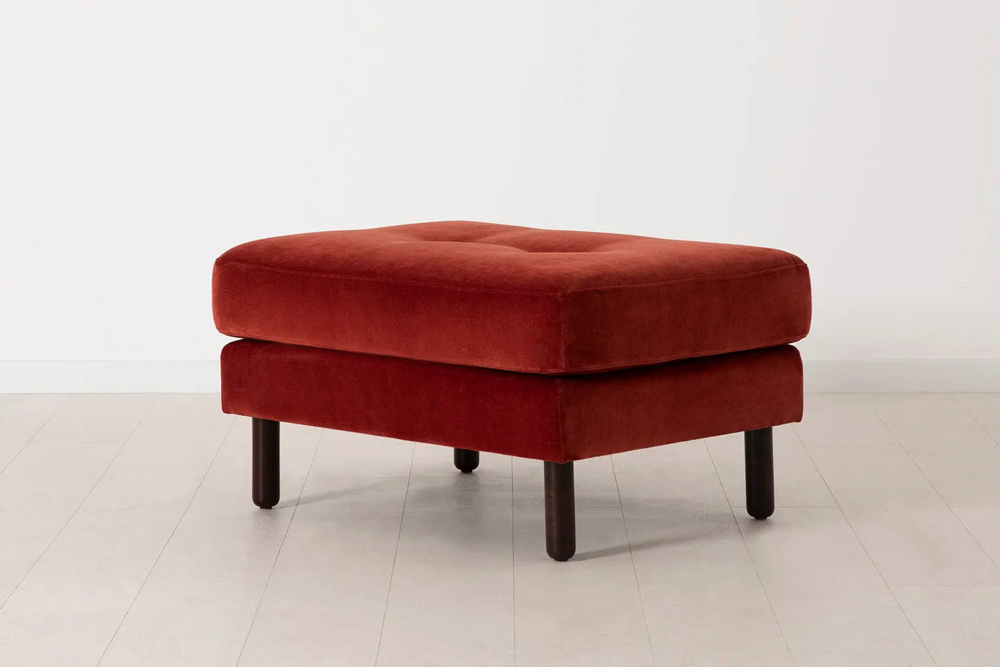 Model 04 Ottoman, Harissa