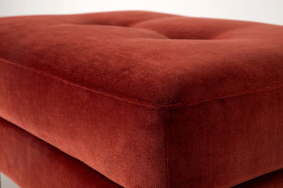 Model 04 Ottoman, Harissa