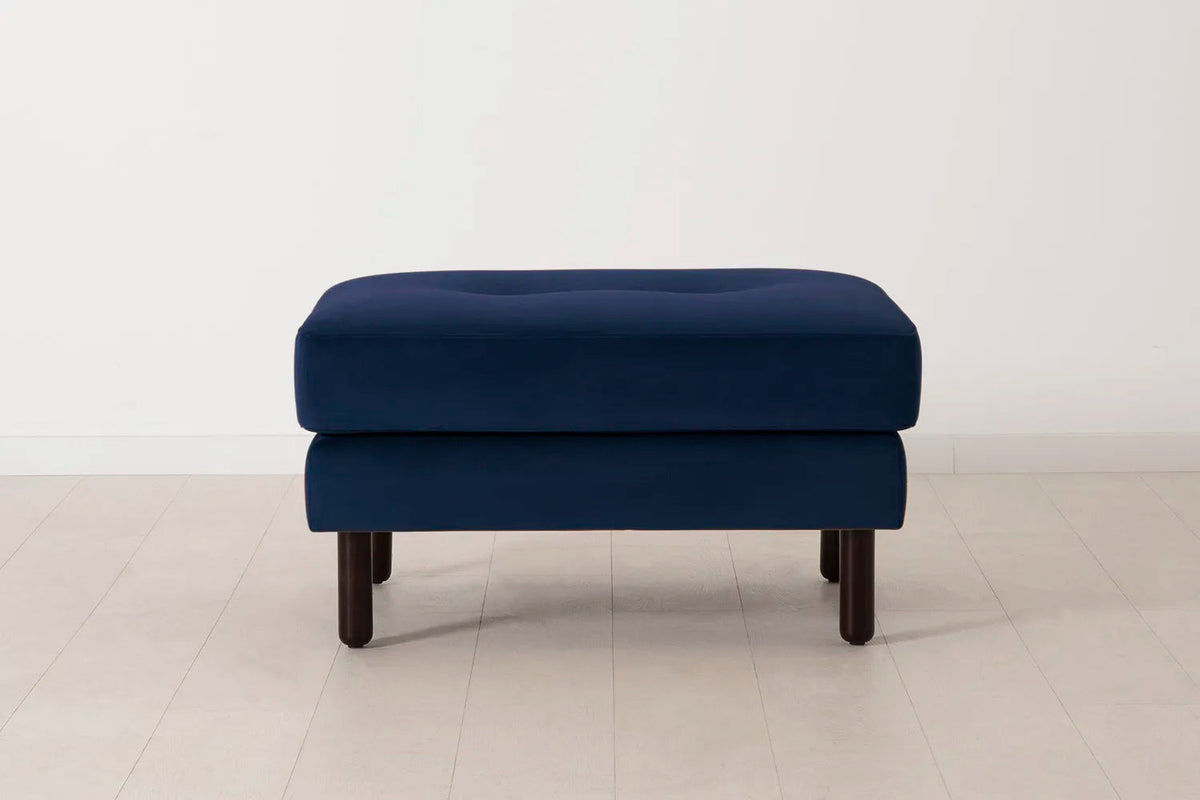 Polsterhocker Model 04, Indigoblau