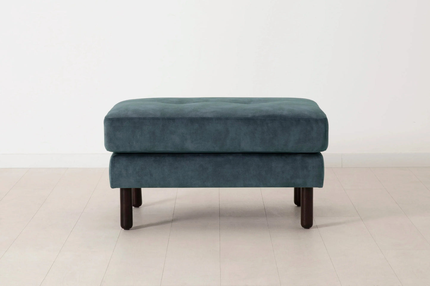 Polsterhocker Model 04, Ozeanblau