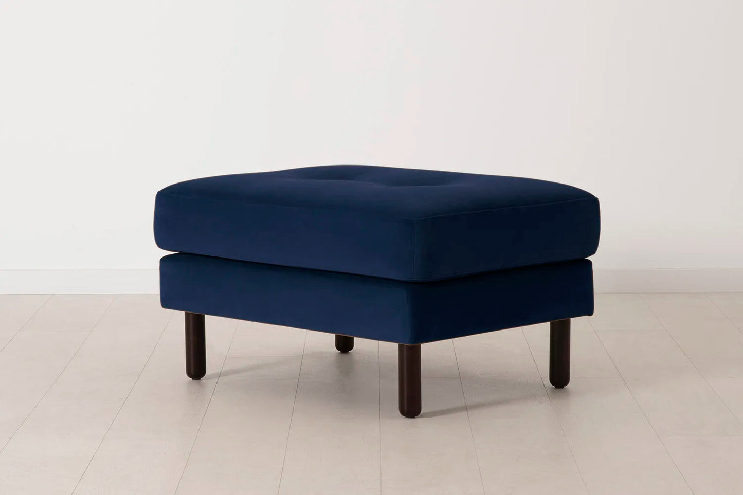 Polsterhocker Model 04, Indigoblau