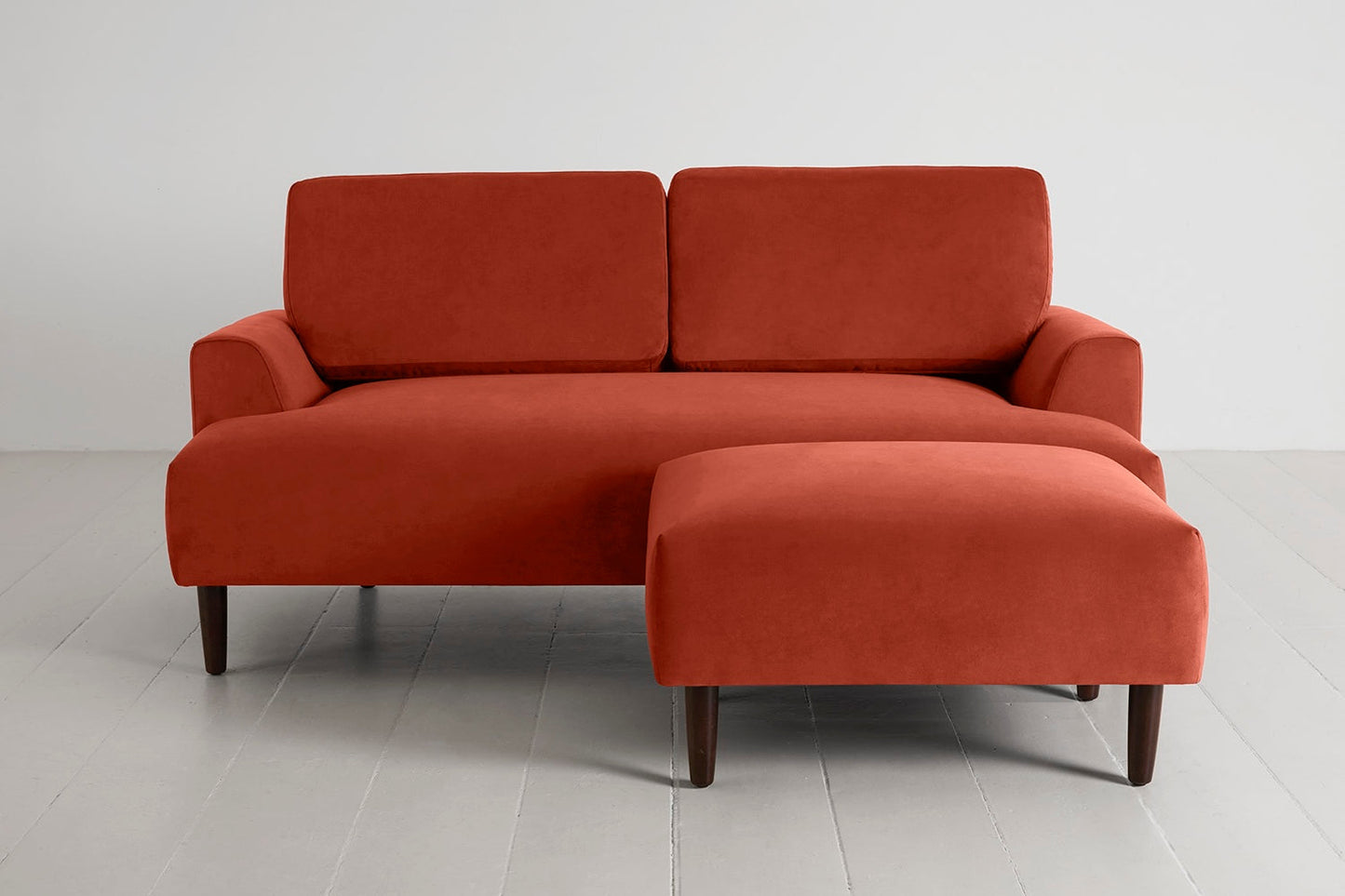 Model 05 Zweisitzer Sofa mit Hocker