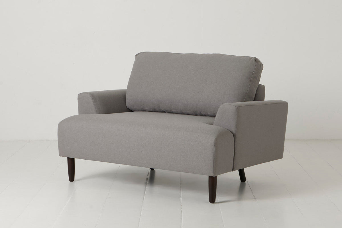 Model 05 Loveseat, Risso
