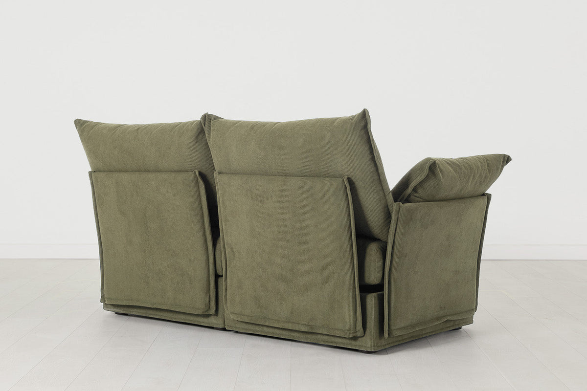 Zweisitzer-Sofa Model 06, Fenchelgrün