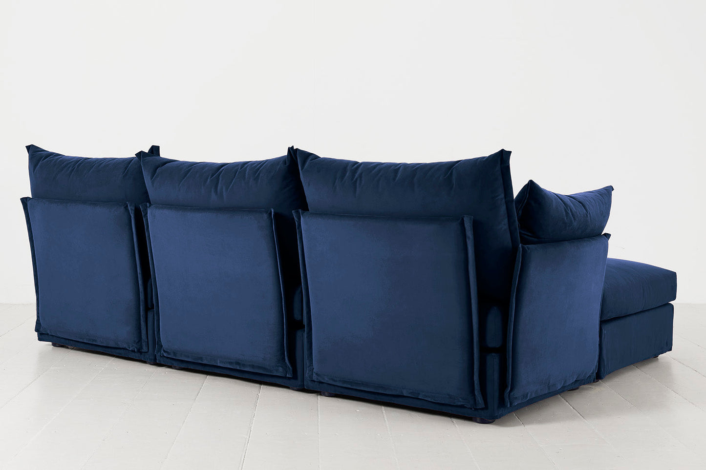 Dreisitzer-Sofa Model 06 mit Ecke links, Indigoblau