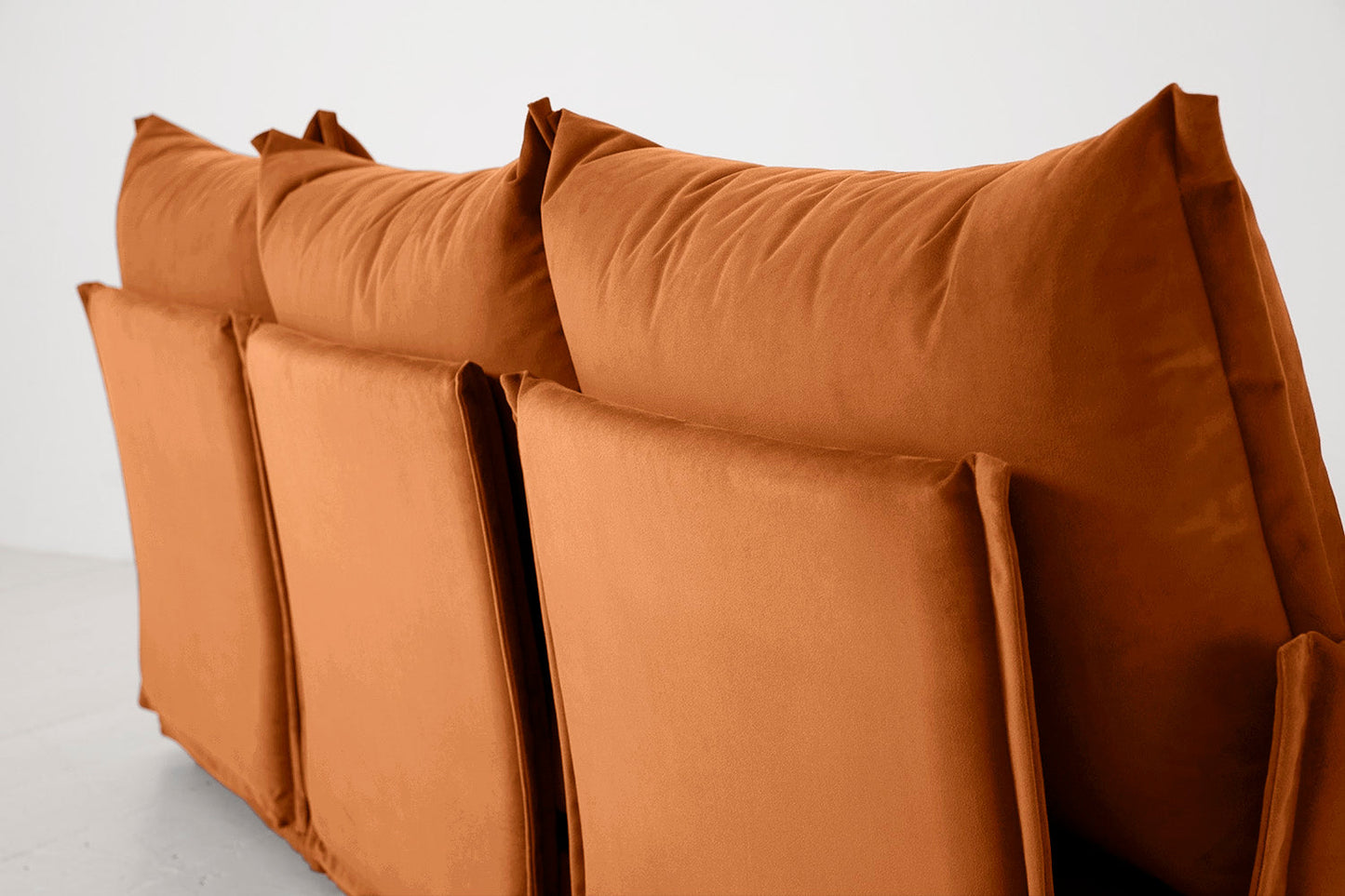 Dreisitzer-Sofa Model 06, Bronze