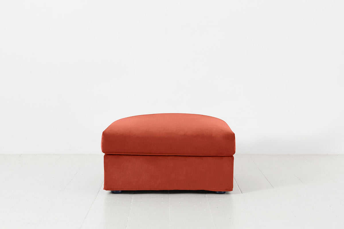 Model 06 Ottoman, Paprika