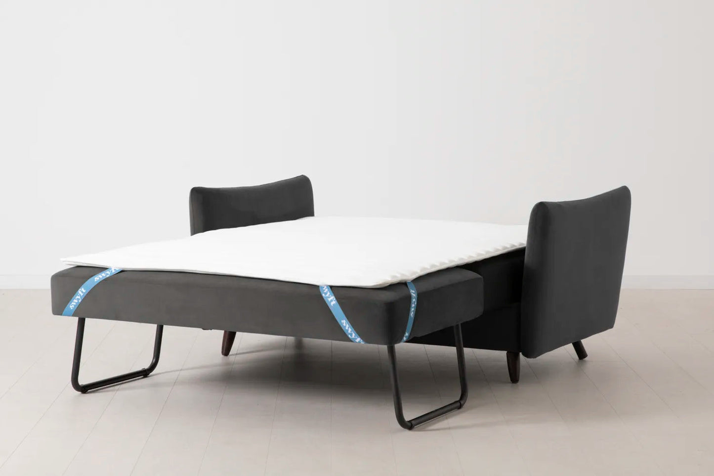 Model 08 Zweisitzer-Schlafsofa , Dunkelgrau