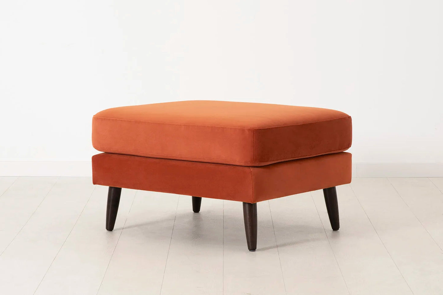 Model 08 Ottoman, Paprika