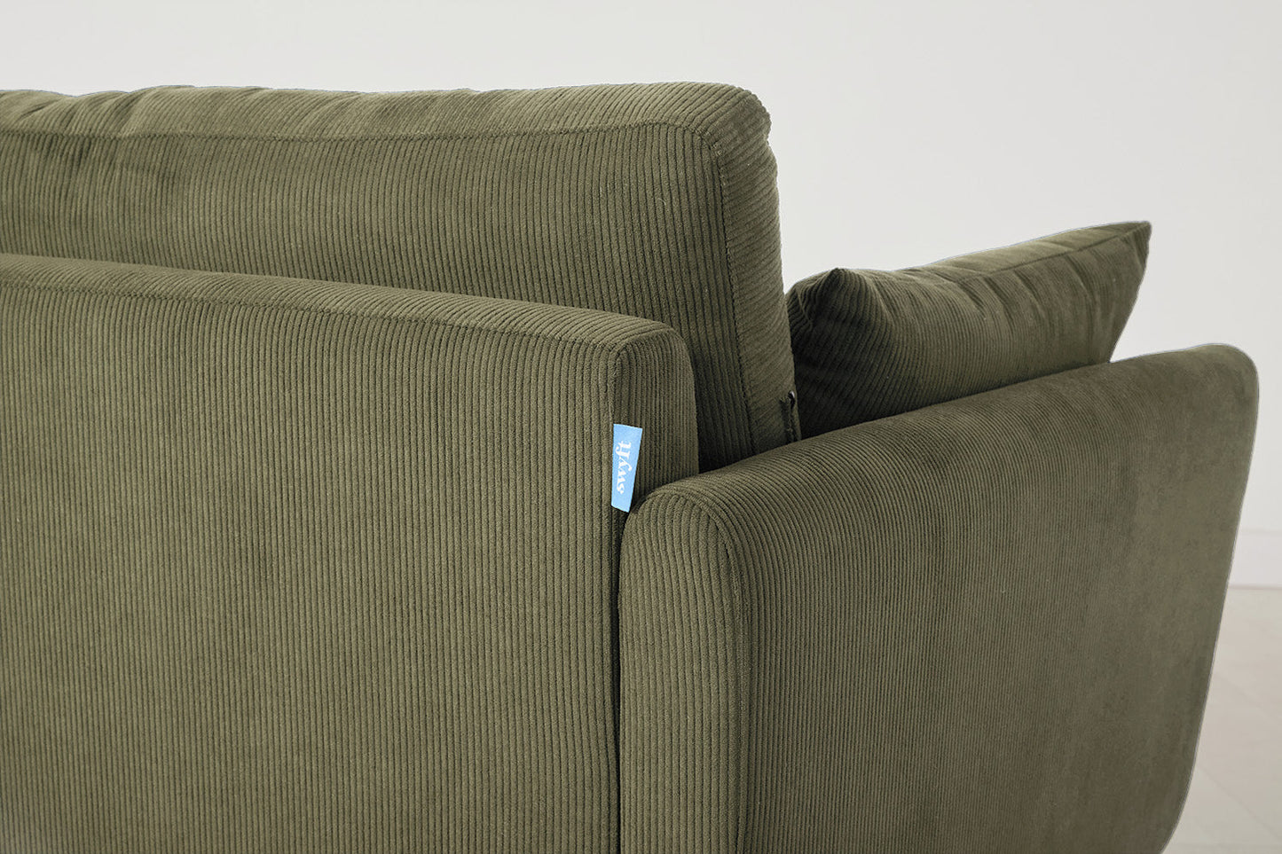 Model 10 Dreisizter Sofa mit Hocker, Fenchelgrün
