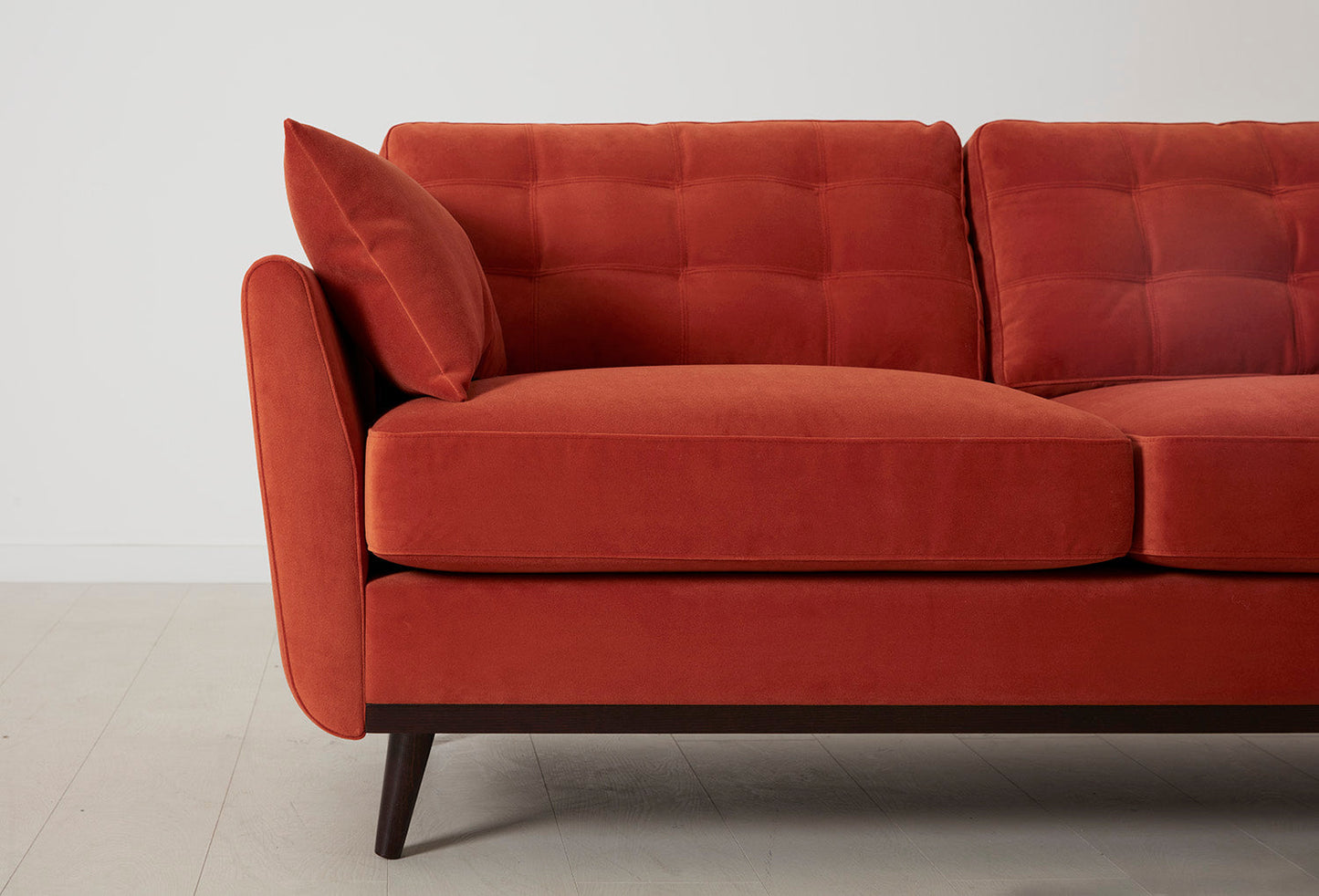 Model 10 Zweisitzer Sofa mit Hocker, Paprikarot