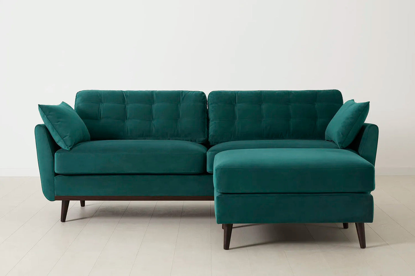 Model 10 Dreisizter Sofa mit Hocker, Eisvogelblau