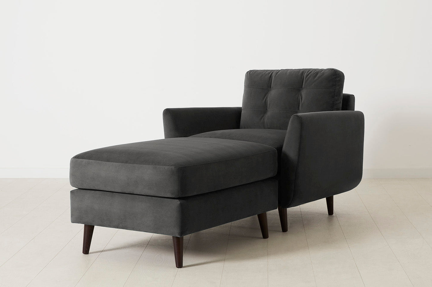 Model 10 Chaise Longue, Charcoal