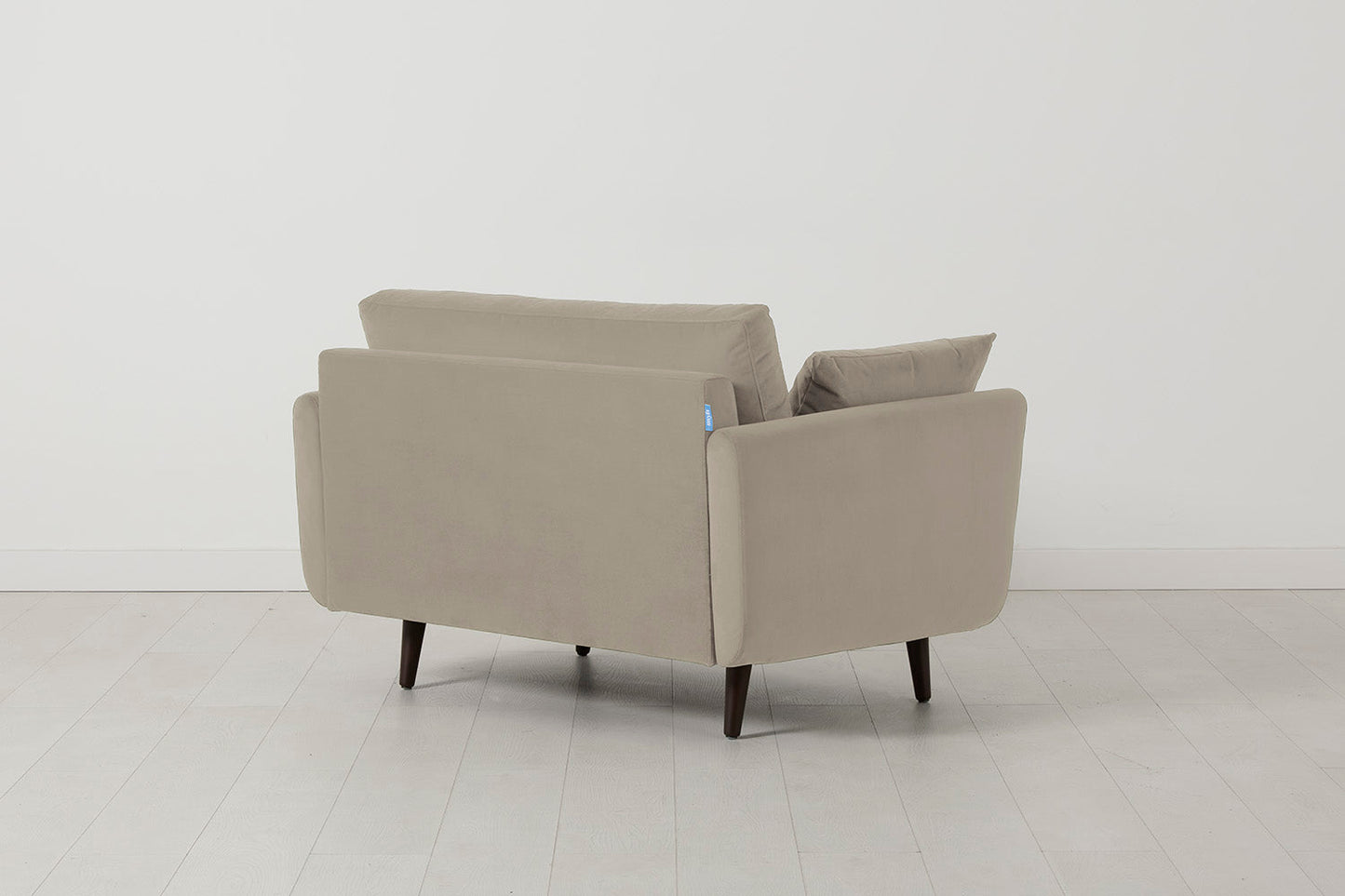 Model 10 Loveseat, Bone