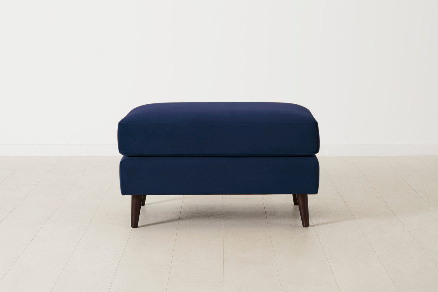 Polsterhocker Model 10, Indigoblau