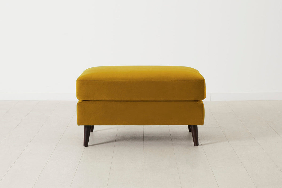Polsterhocker Model 10, Senfgelb