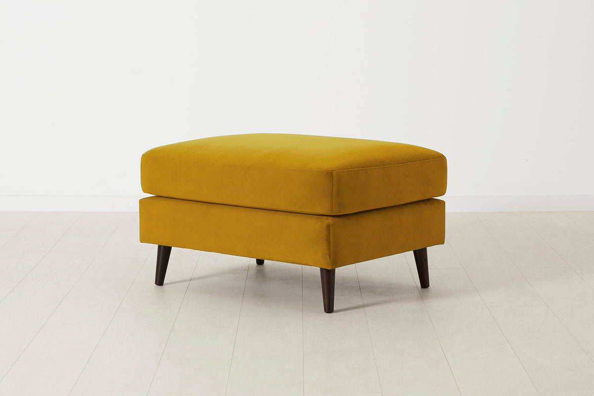 Polsterhocker Model 10, Senfgelb