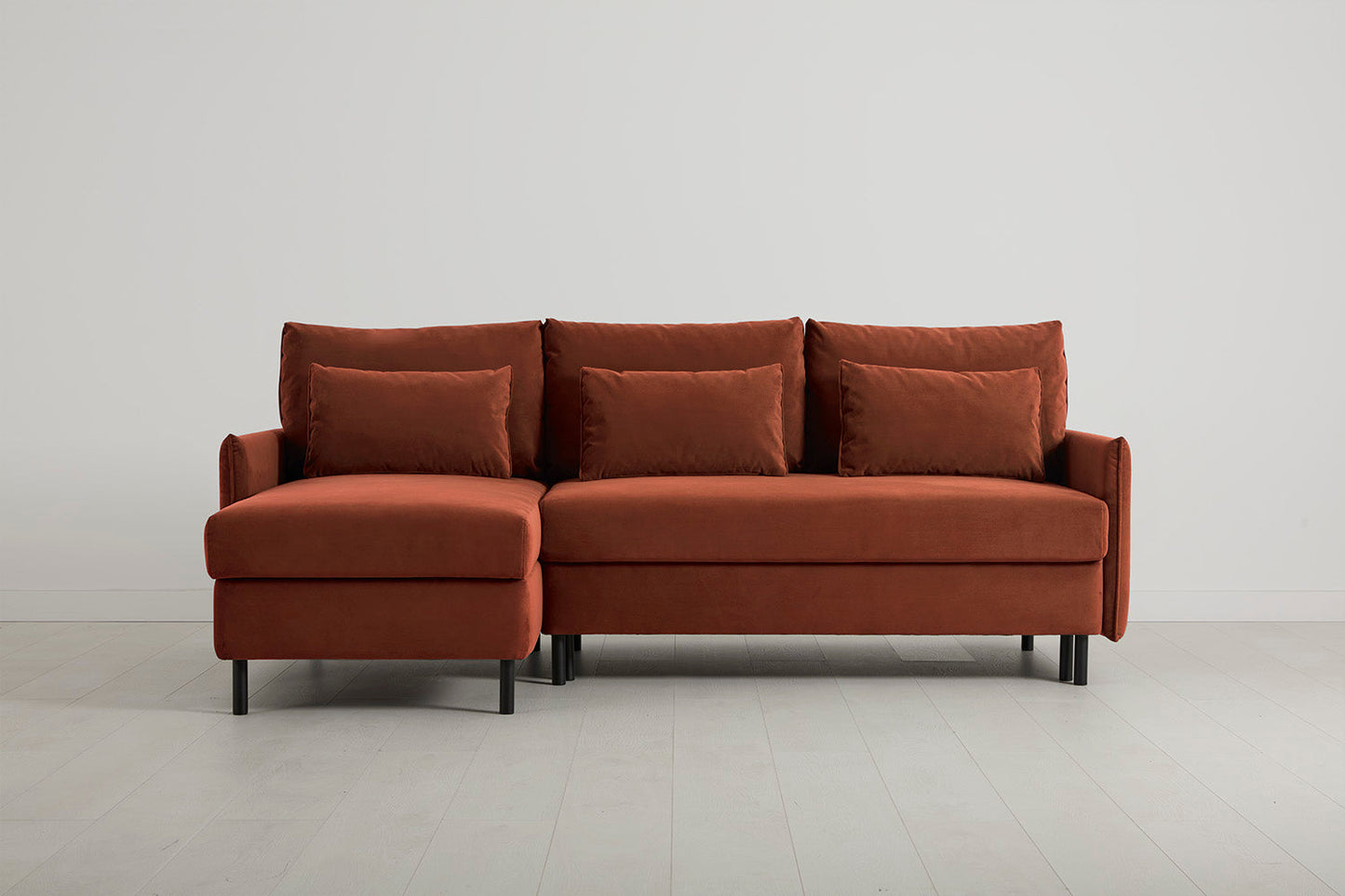 Model 12 Dreisitzer-Sofa mit Chaiselongue links, Ziegelrot