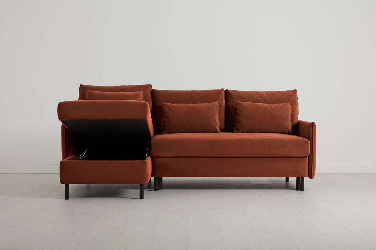 Model 12 Dreisitzer-Sofa mit Chaiselongue links, Ziegelrot