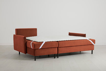 Model 12 Dreisitzer-Sofa mit Chaiselongue links, Ziegelrot