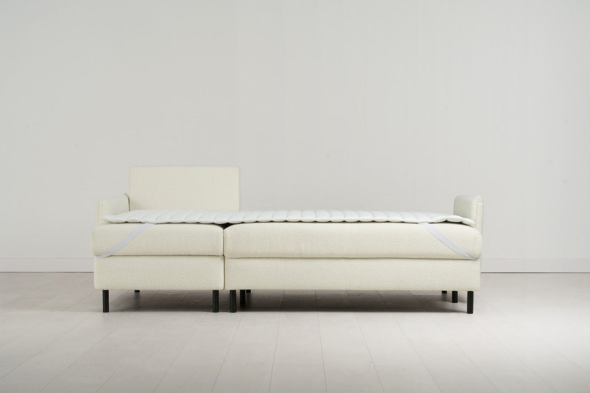 Dreisitzer-Sofa Model 12 mit Chaiselongue links