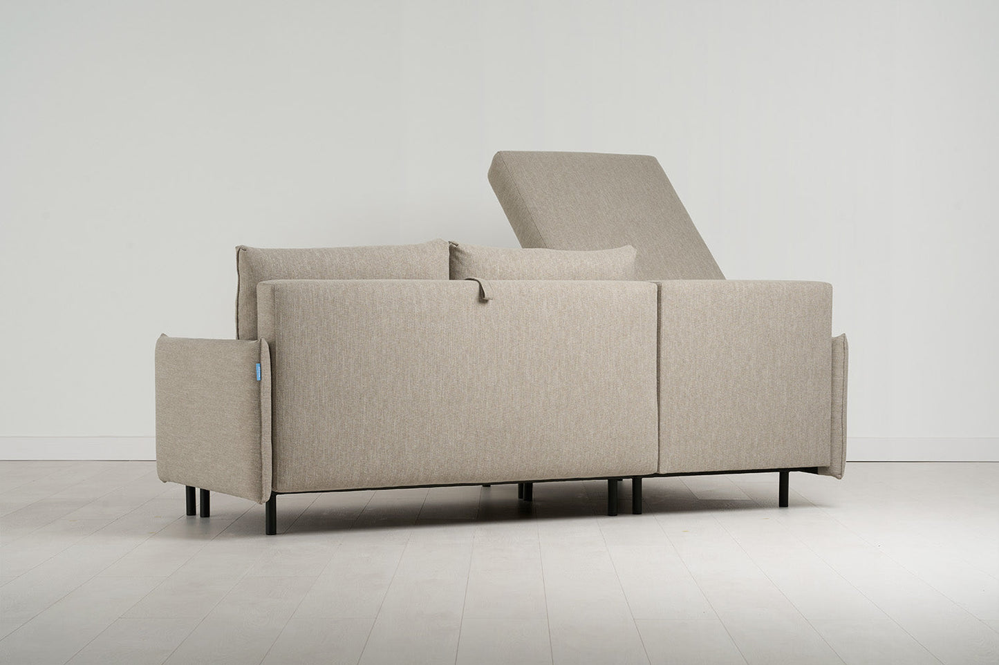 Dreisitzer-Sofa Model 12 mit Chaiselongue links