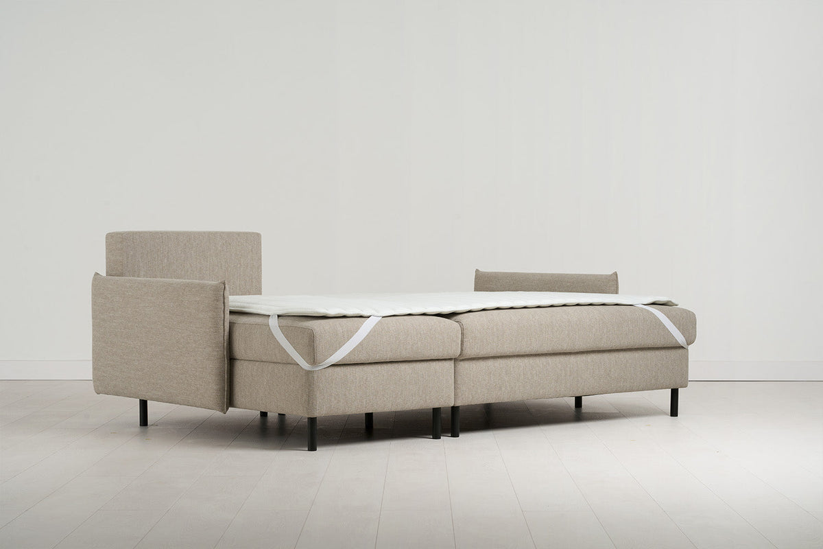Dreisitzer-Sofa Model 12 mit Chaiselongue links